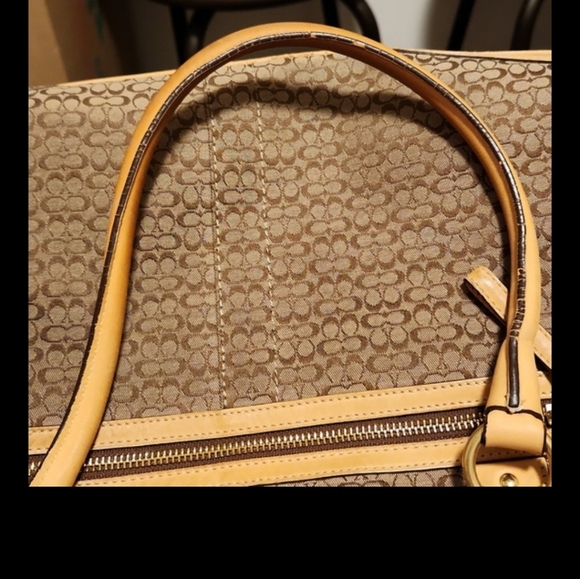 Coach Brown and Tan Large Signature Laptop bag (NEEDS  MINOR HANDLE REPAIR) - Picture 14 of 16